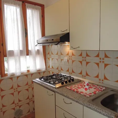 Apartment With Private Garden And Barbeque - Beahost
