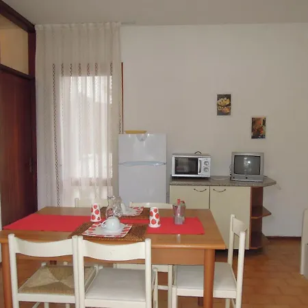 With Private Garden And Barbeque - Beahost * Bibione