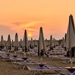 With Private Garden And Barbeque - Beahost Bibione