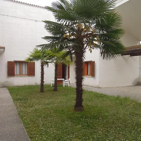 Appartamento With Private Garden And Barbeque - Beahost Bibione